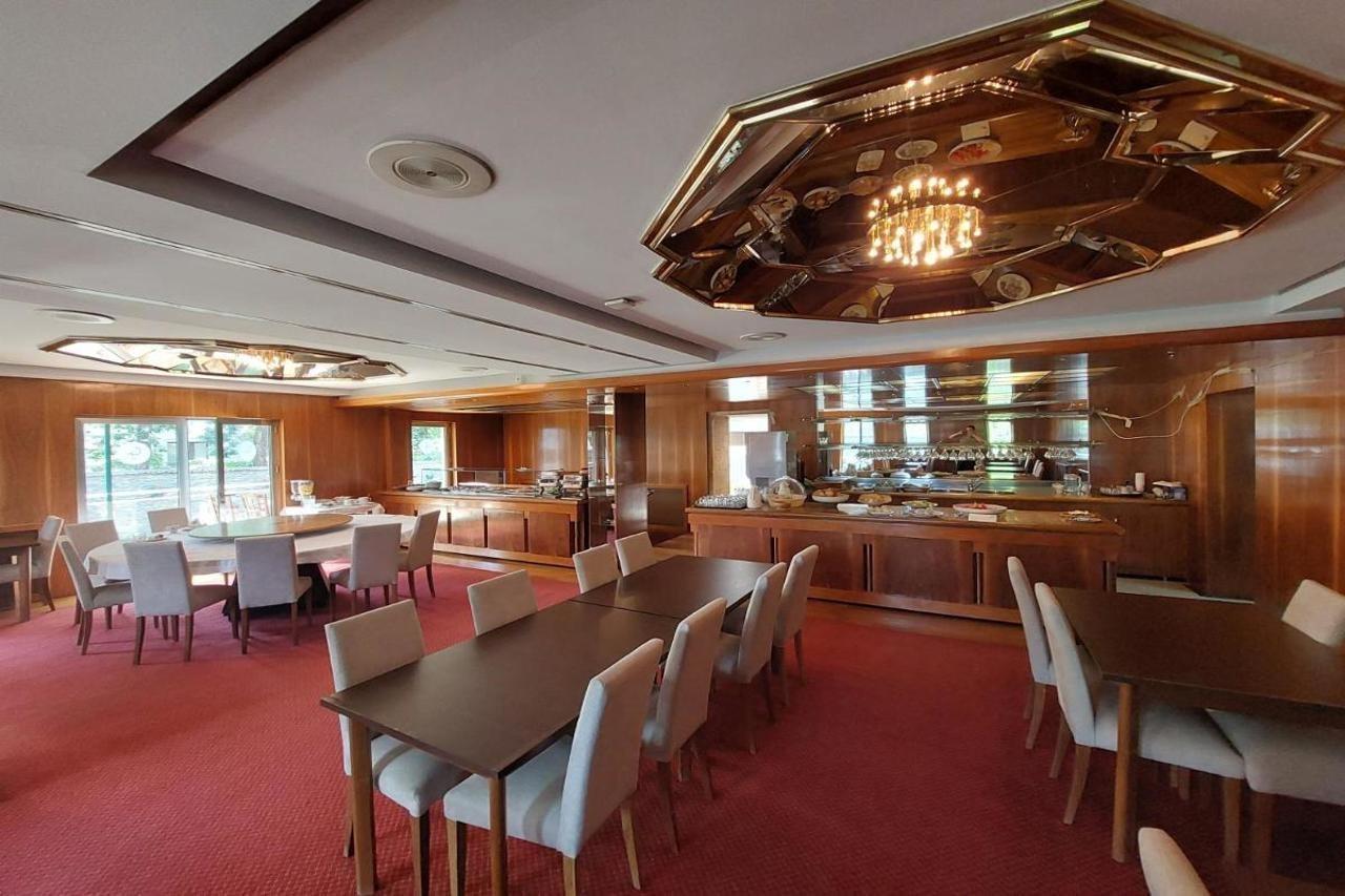 Hotel By Gastroid Ilidža Bagian luar foto