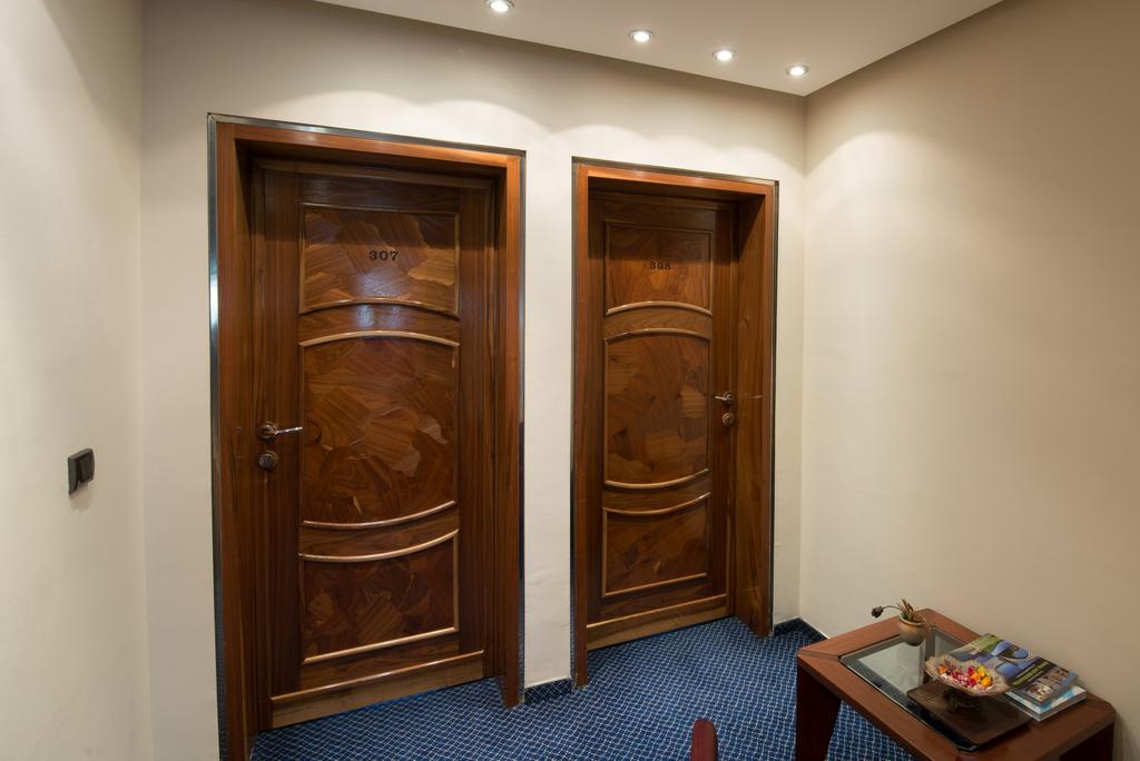 Hotel By Gastroid Ilidža Ruang foto