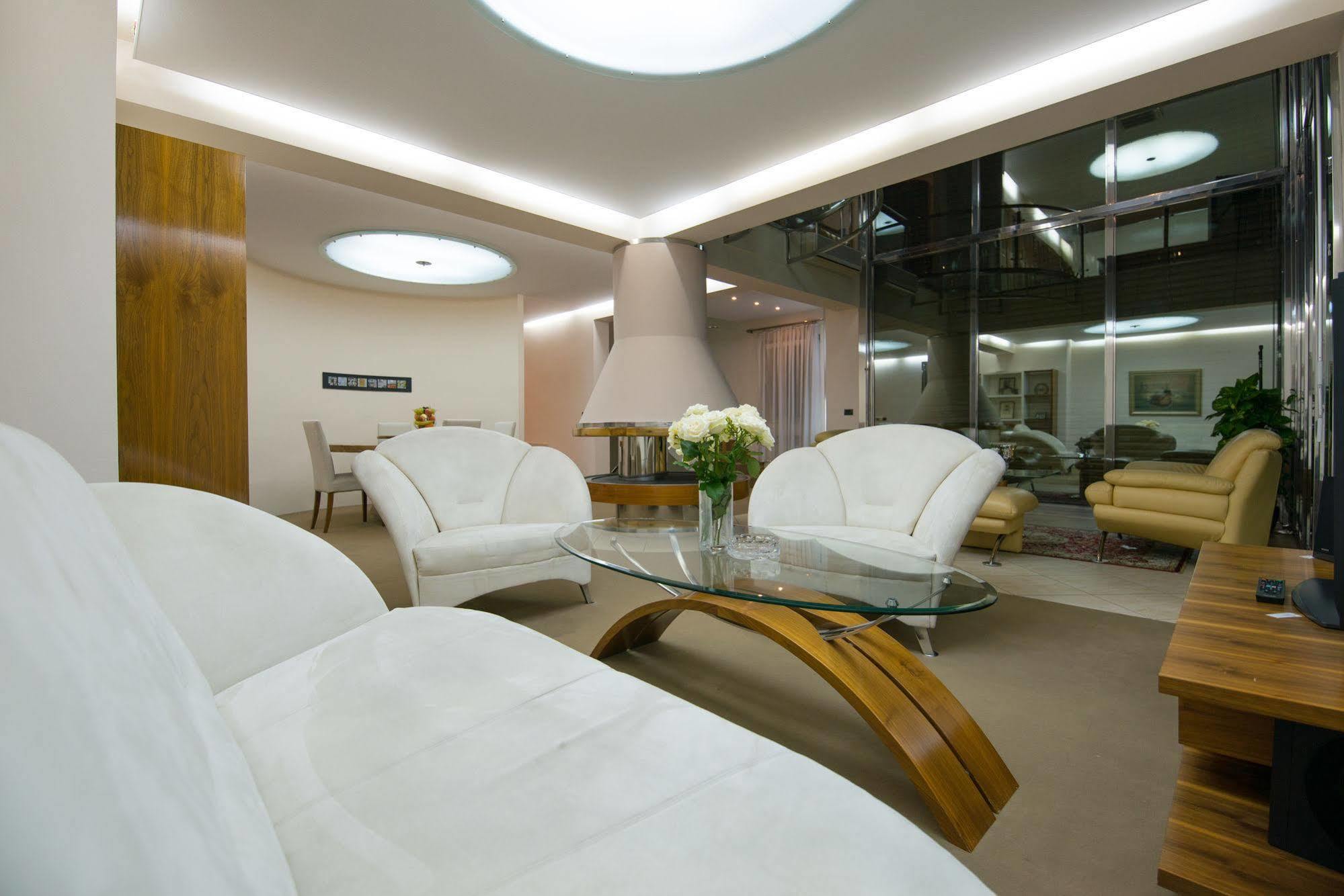 Hotel By Gastroid Ilidža Bagian luar foto